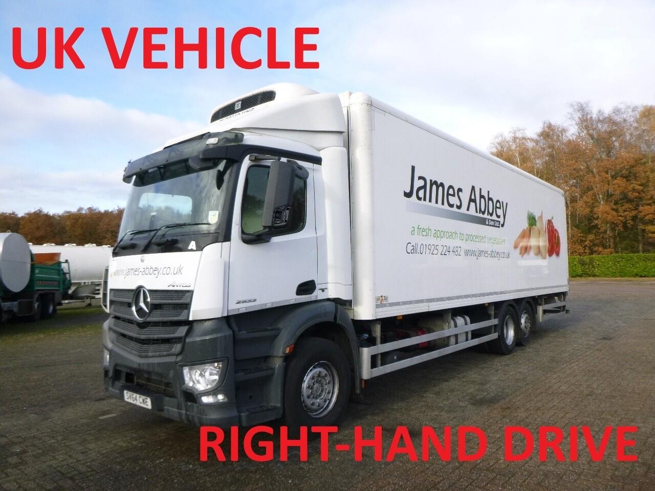 Mercedes Antos 2533 RHD 6x2 Thermoking T1000R frigo | Vrachtwagen | Koel-vriestransport