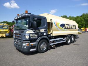 Scania P 360 6x2 fuel tank 21.7 m3 / 5 comp