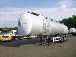 Magyar Chemical tank inox L4BH 44.5 m3 / 3 comp
