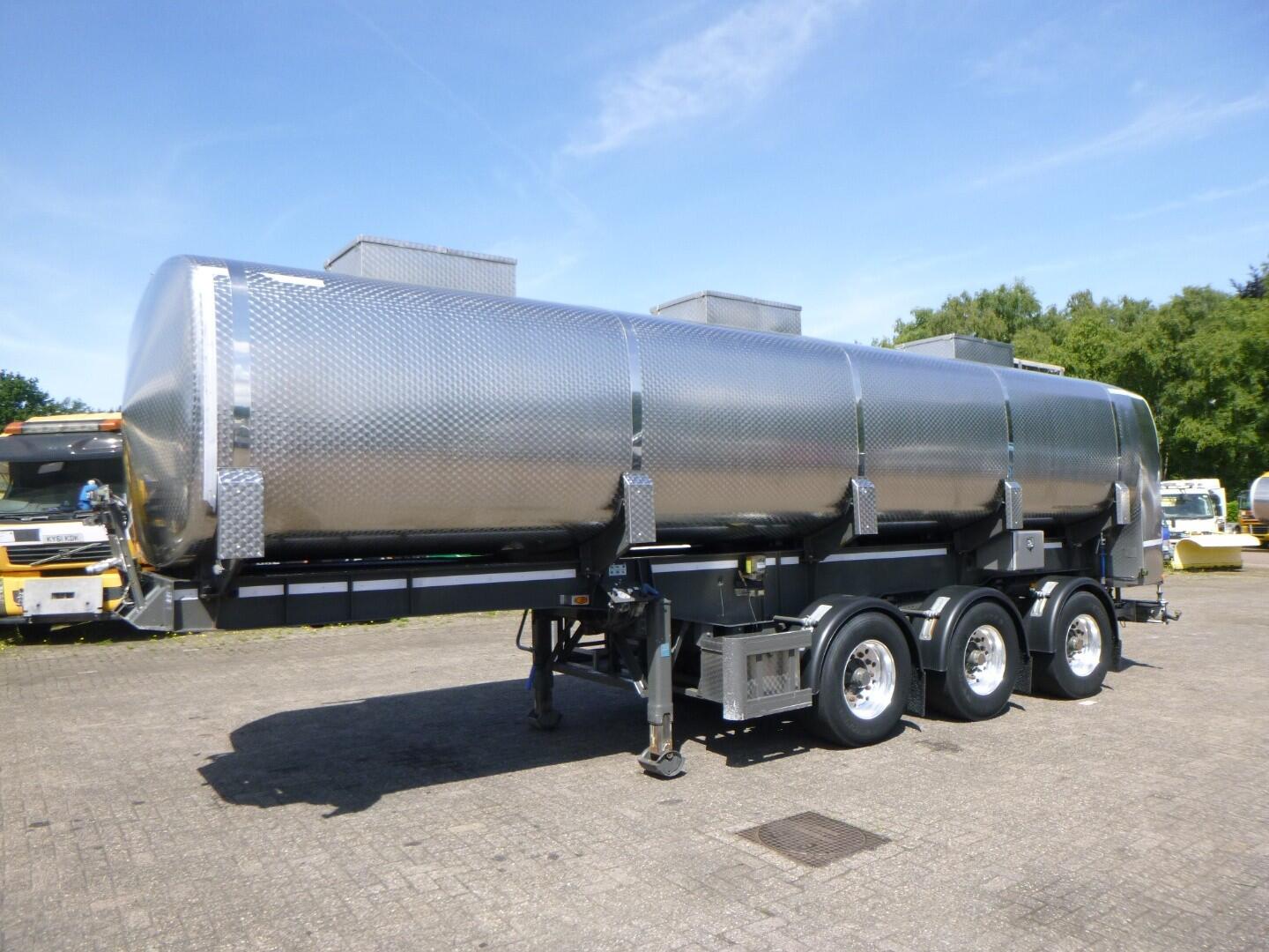 Mafa Food (milk) tank inox 29 m3 / 3 comp + pump | Tankoplegger | Tankoplegger Levensmiddelen