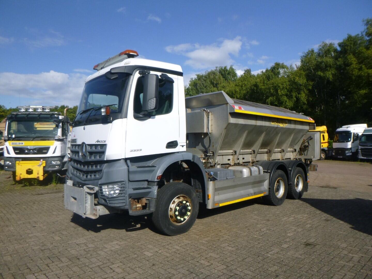 Mercedes Arocs 3333 6x6 RHD Romaquip gritter | Vrachtwagen | Strooiwagen