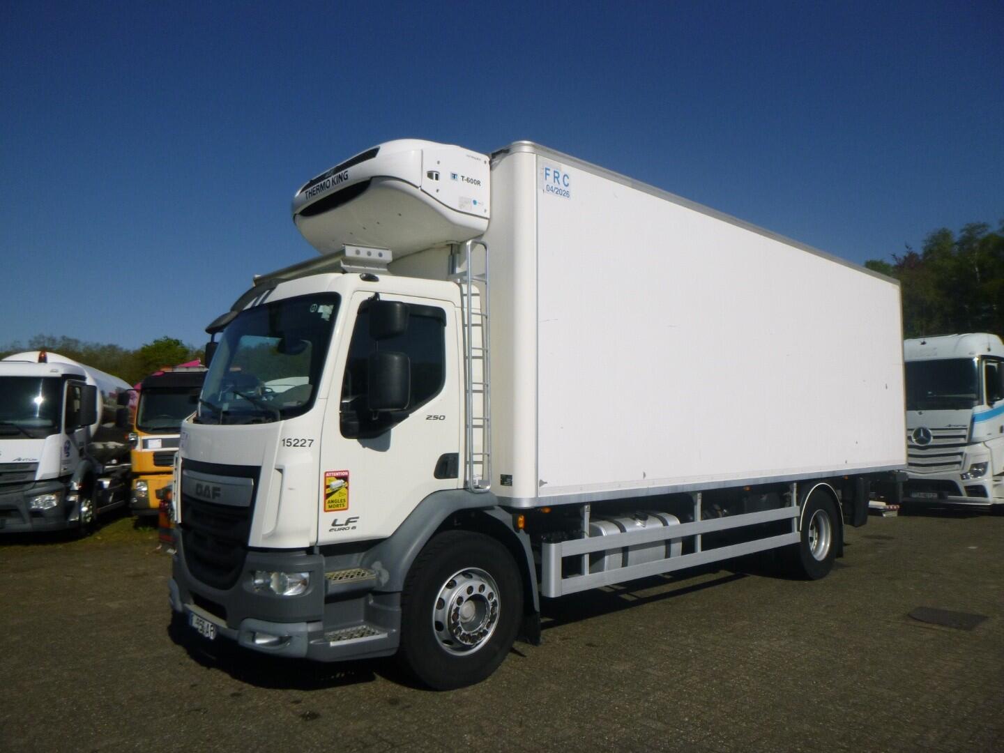D.A.F. LF 250 FA 4x2 Thermoking T-600R frigo | Vrachtwagen | Koel-vriestransport