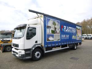 Volvo FL 240 4x2 curtain sider