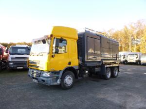 D.A.F. D.A.F. CF75.250 6X4 RHD vacuum tank / saugbagger