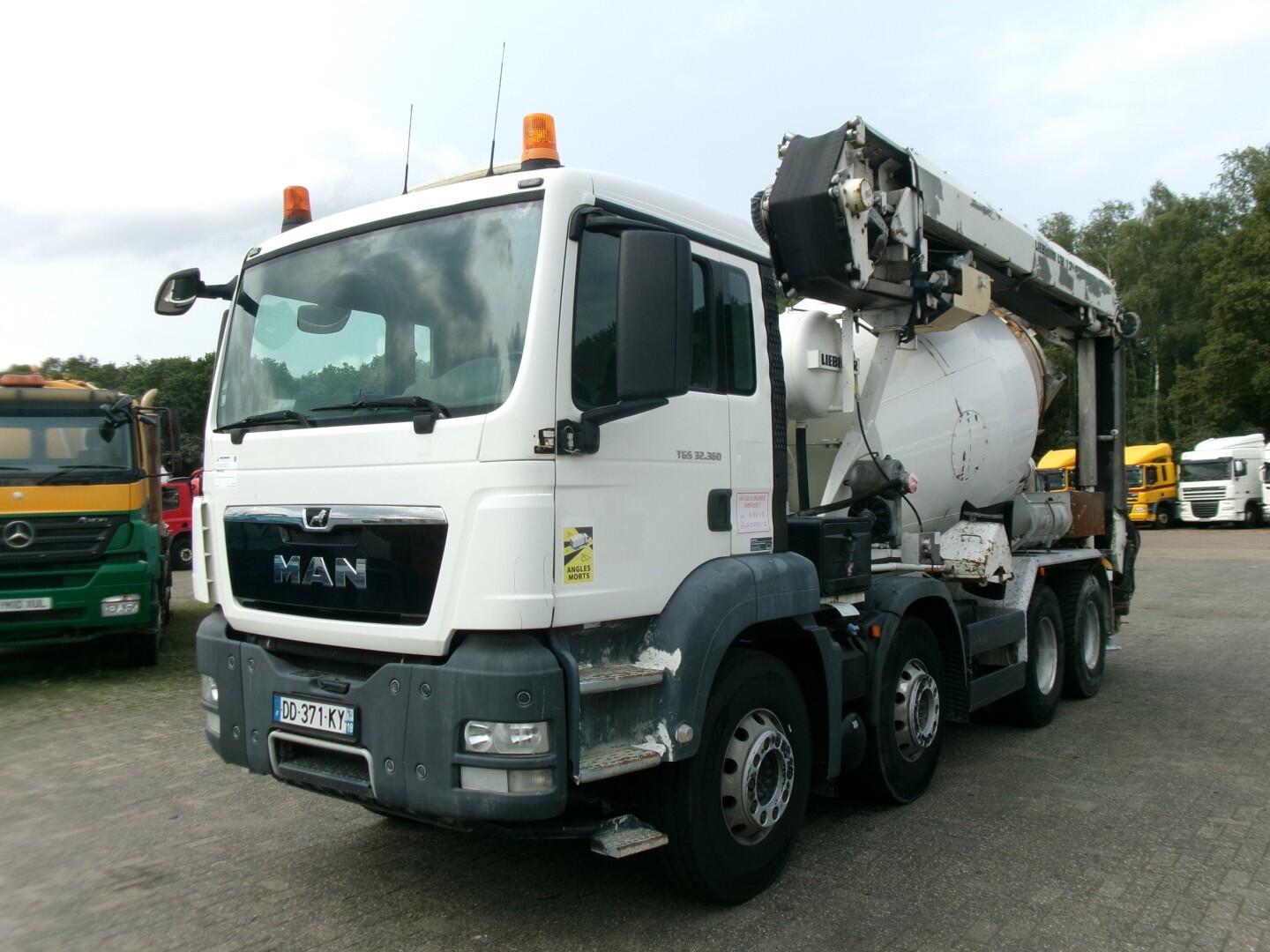 M.A.N. TGS 32.360 8X4 Euro 6 Liebherr concrete mixer 8 m3 + belt | Vrachtwagen | Mixer
