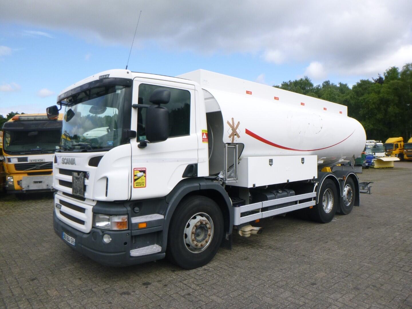 Scania P 320 DB 6X2 fuel tank 18.8 m3 / 5 comp | Vrachtwagen | Tankwagen brandstof