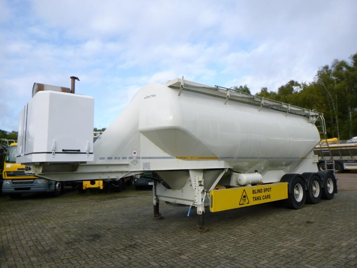 Feldbinder Powder tank alu 40 m3 + engine/compressor | Tankoplegger | Tankoplegger Poeder / bulk