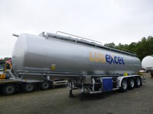 Trailor Fuel / oil tank alu 39.9 m3 / 9 comp